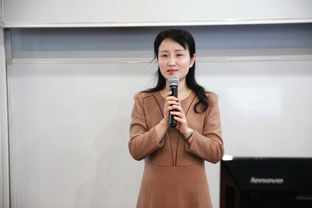 同济大学经济与管理学院EDP中心执行主任龚煊讲话