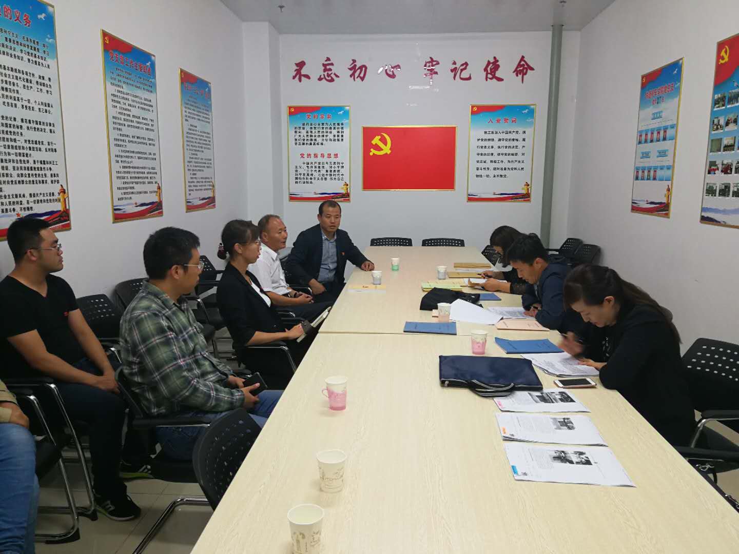 督查组深入铁道机车学院调研指导工作