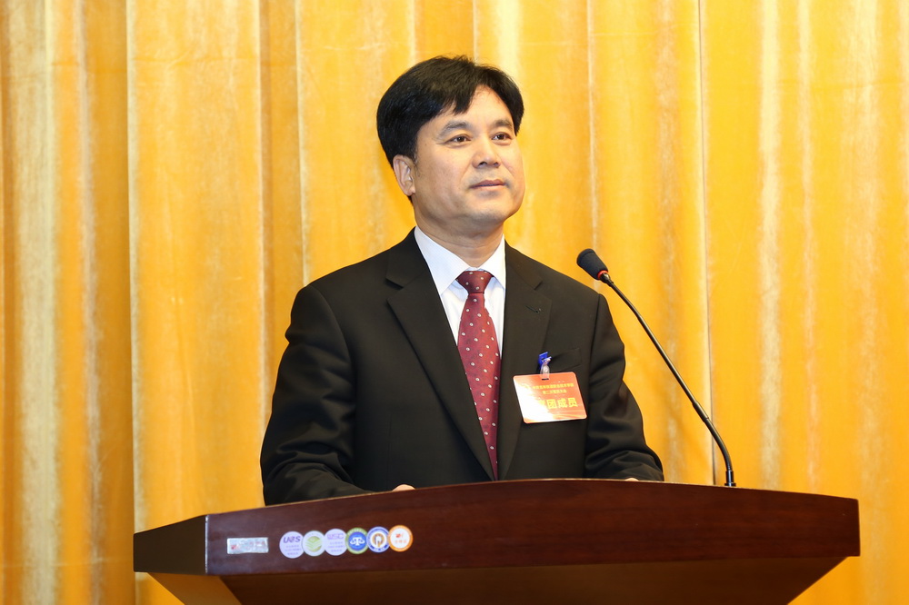 王喜库同志作党委报告